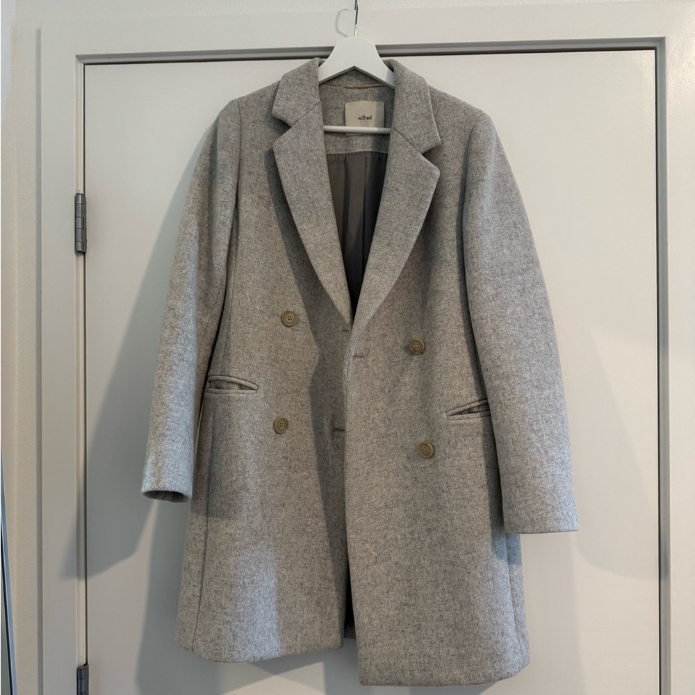 aritzia light gray wool & cashmere blend coat 🩶🤍